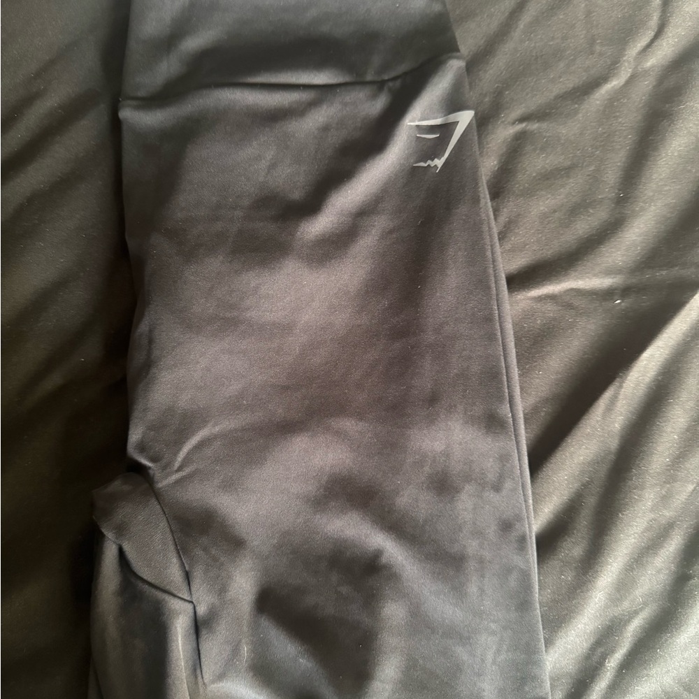 Gym shark reps power tight shorts